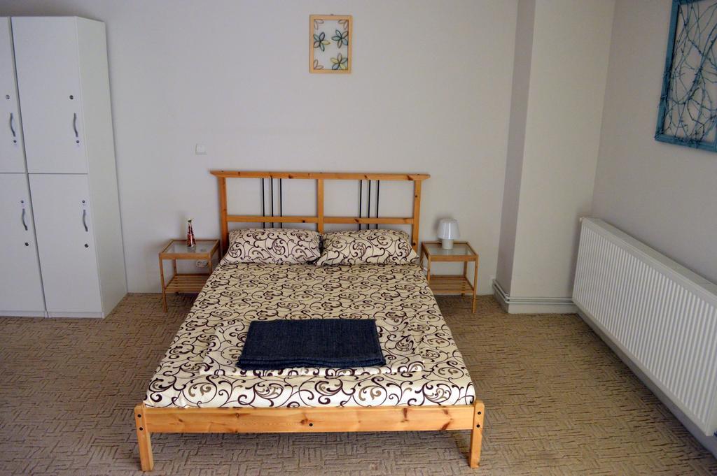 Exit Routine Hostel Timişoara Buitenkant foto